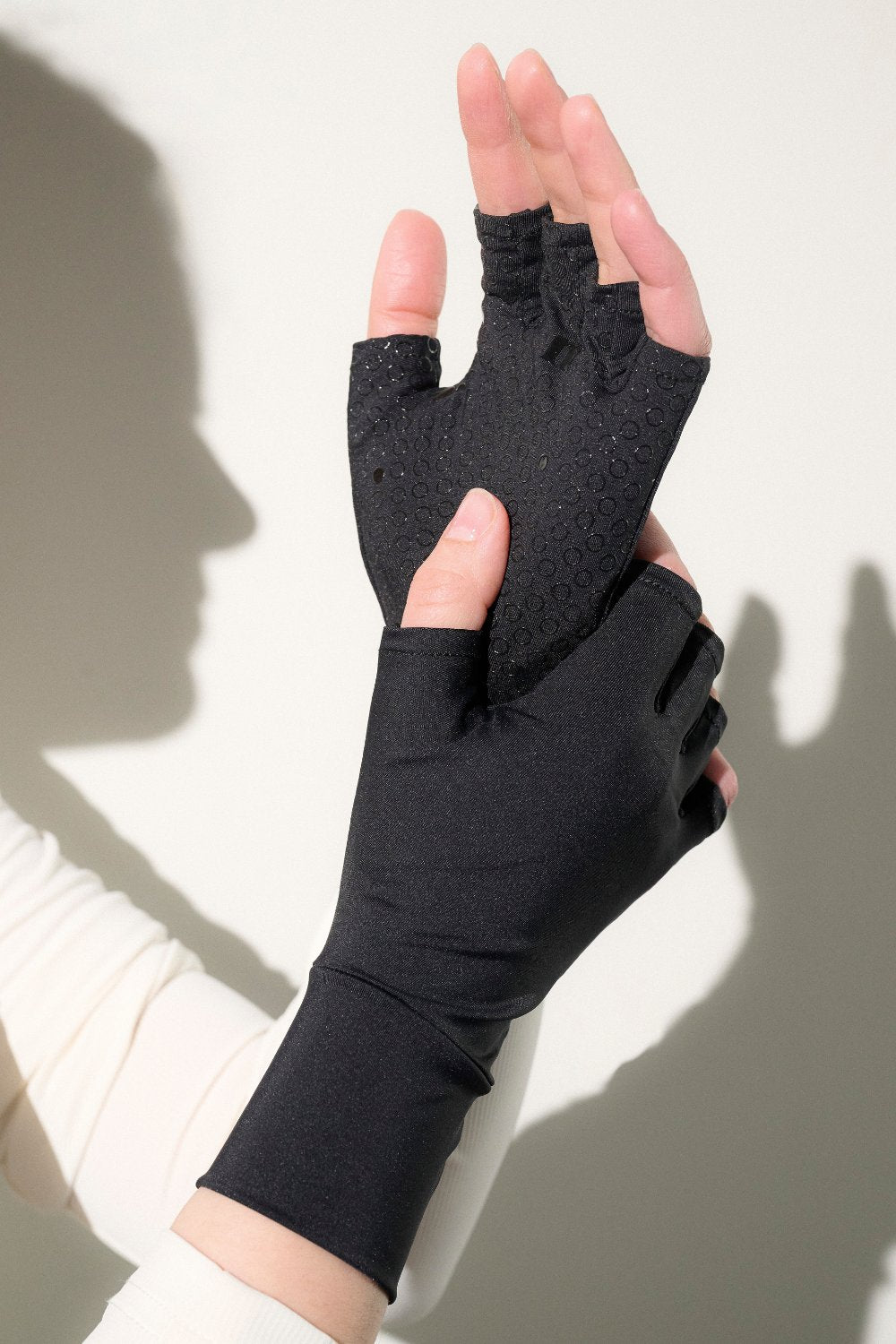 UV Fingerlose Handschuhe Damen Schwarz, Gobi, UPF 50+– Ker Sun Österreich