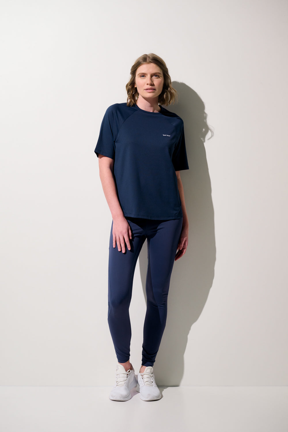 T-shirt anti-UV - Boston bleu pour femme, léger et confortable, idéal pour le fitness et les activités sportives.
