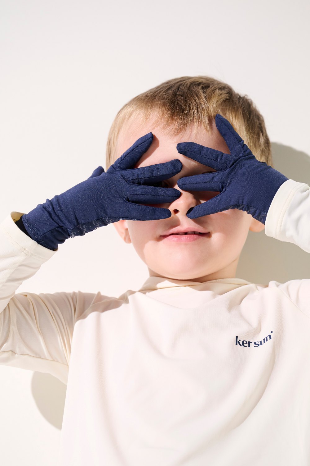 Gants anti-UV - Mojave pour garçon, couleur bleu marine, offrant une protection solaire UPF 50+ pour les activités en plein air.