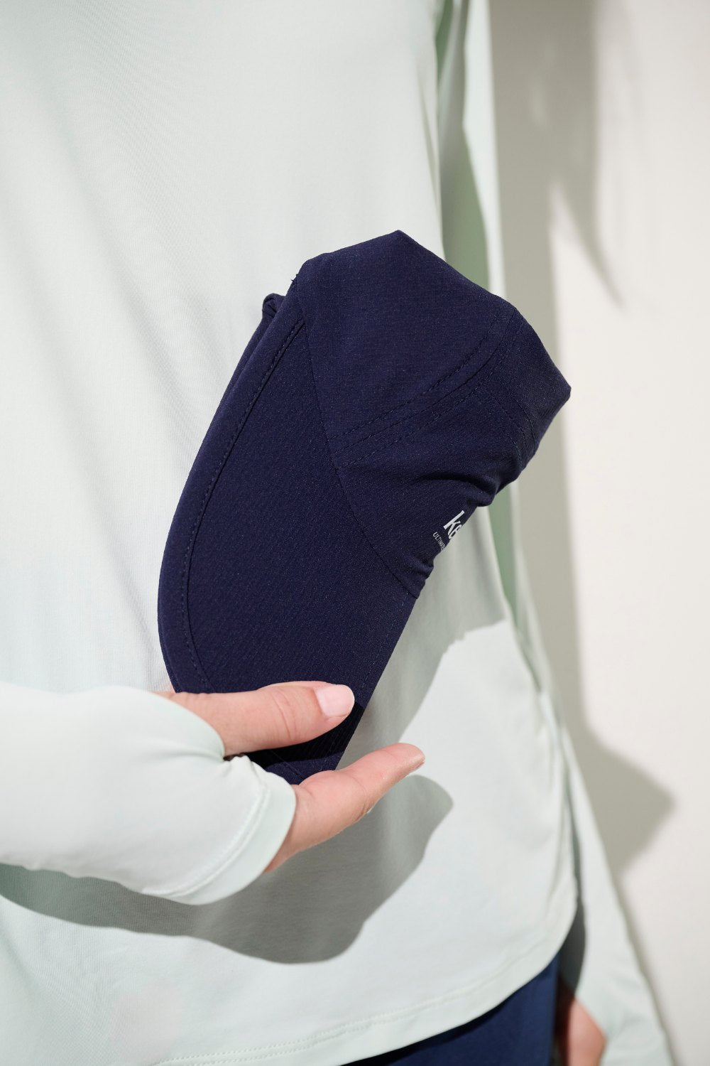 Casquette anti-UV - Sequoia bleue, légère et confortable, idéal pour les activités sportives en plein soleil.