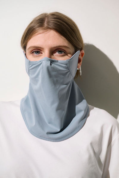 Masque anti-UV - Boston gris pour femme, léger, respirant et UPF 50+ pour une protection solaire lors des activités extérieures.
