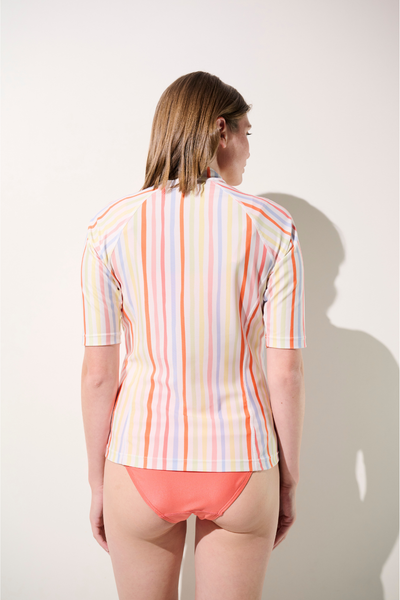Veste de bain anti-UV - Malta pour femme, rayée, UPF 50+, idéale pour la plage et les sports aquatiques.