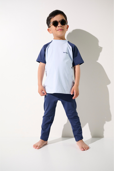 T-shirt de bain anti-UV - Fidji pour enfant, léger et UPF 50+, parfait pour les activités aquatiques.