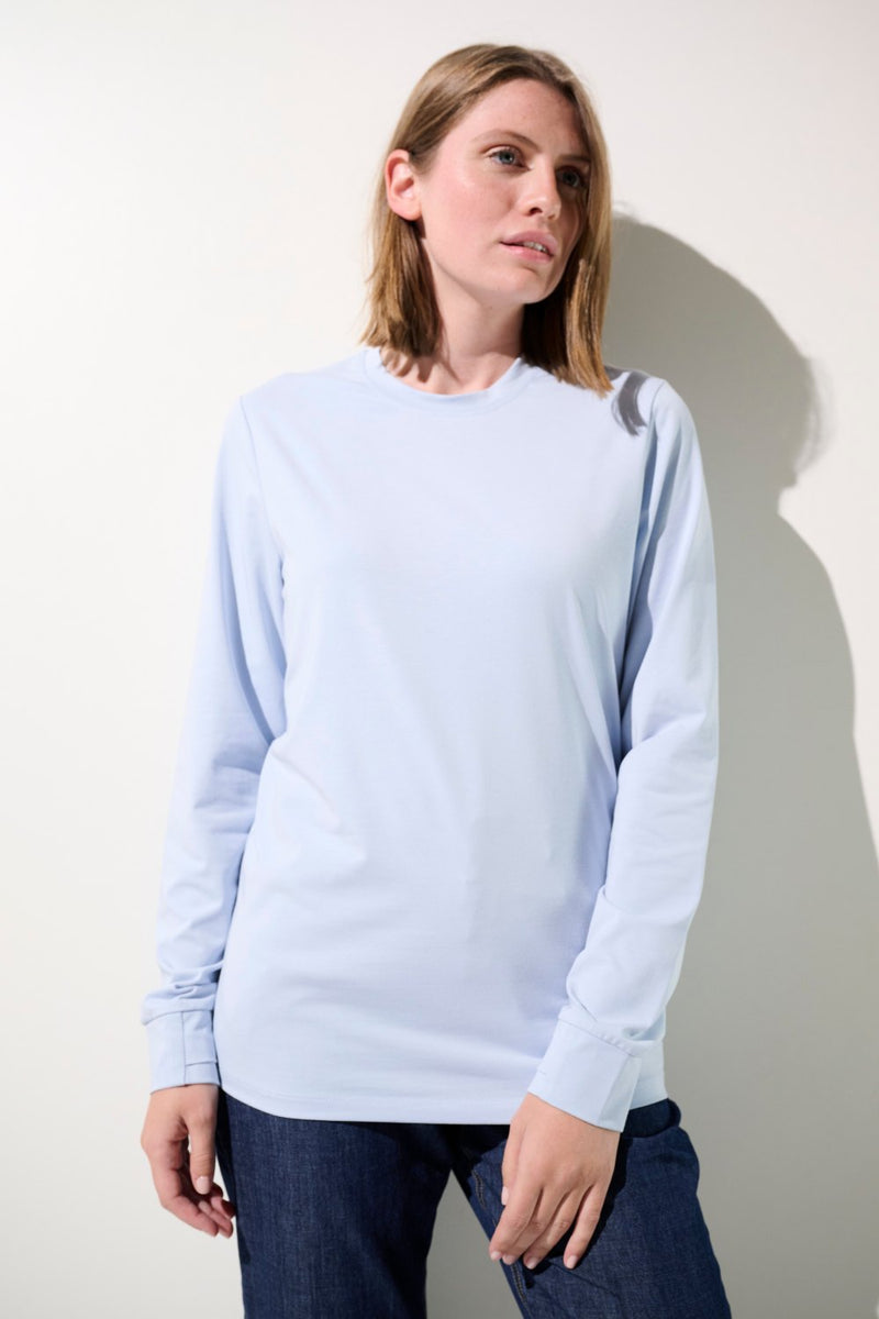 T-shirt anti-UV Saint-Malo bleu clair pour femme, léger, respirant, UPF 50+, idéal pour les activités extérieures.
