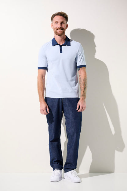 Polo anti-UV Saint-Malo bleu clair avec col, pour homme, léger et élégant, offrant une protection solaire UPF 50+.