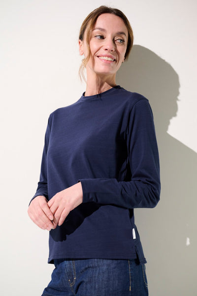 T-shirt anti-UV - La Rochelle bleu marine pour femme, manches longues, léger et élégant, offrant une protection solaire UPF 50+.