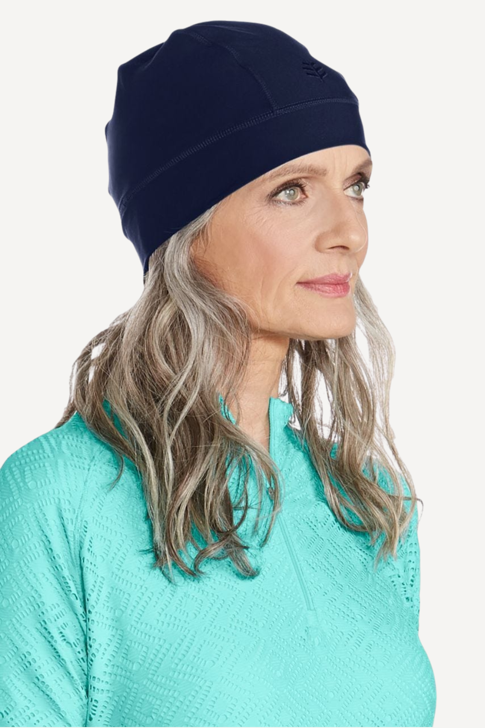 Bonnet de bain anti-UV - Skully pour femme, en bleu marine, conçu pour le sport et la protection solaire UPF 50+.
