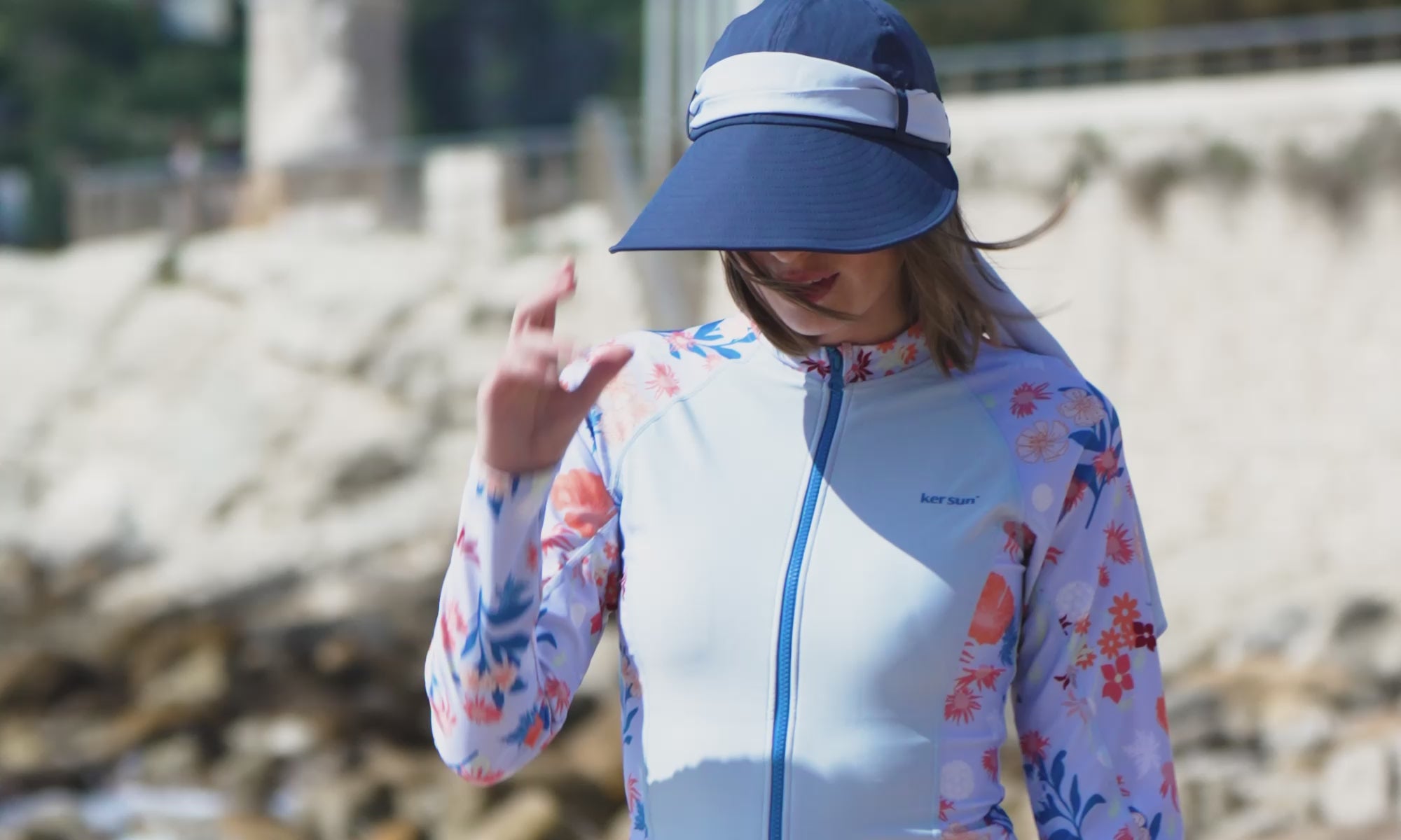 Charger la vidéo: Chapeaux et Vêtements anti-UV Ker Sun pour Femme et Homme