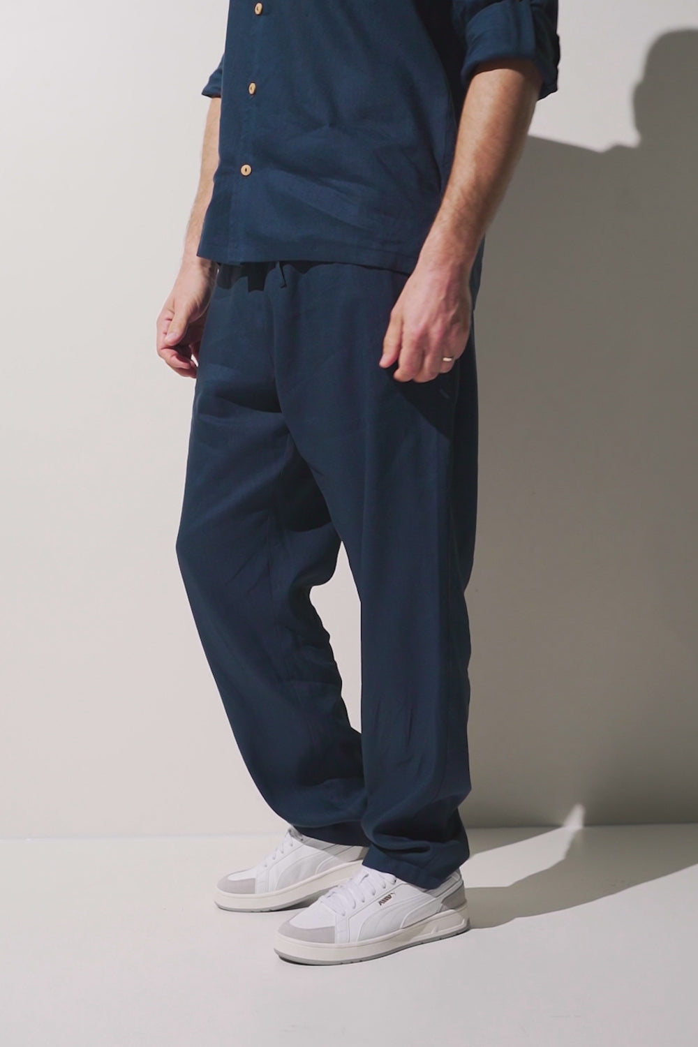 Pantalon anti-UV - Sylt en bleu marine pour homme, léger et élégant, idéal pour une protection solaire quotidienne.