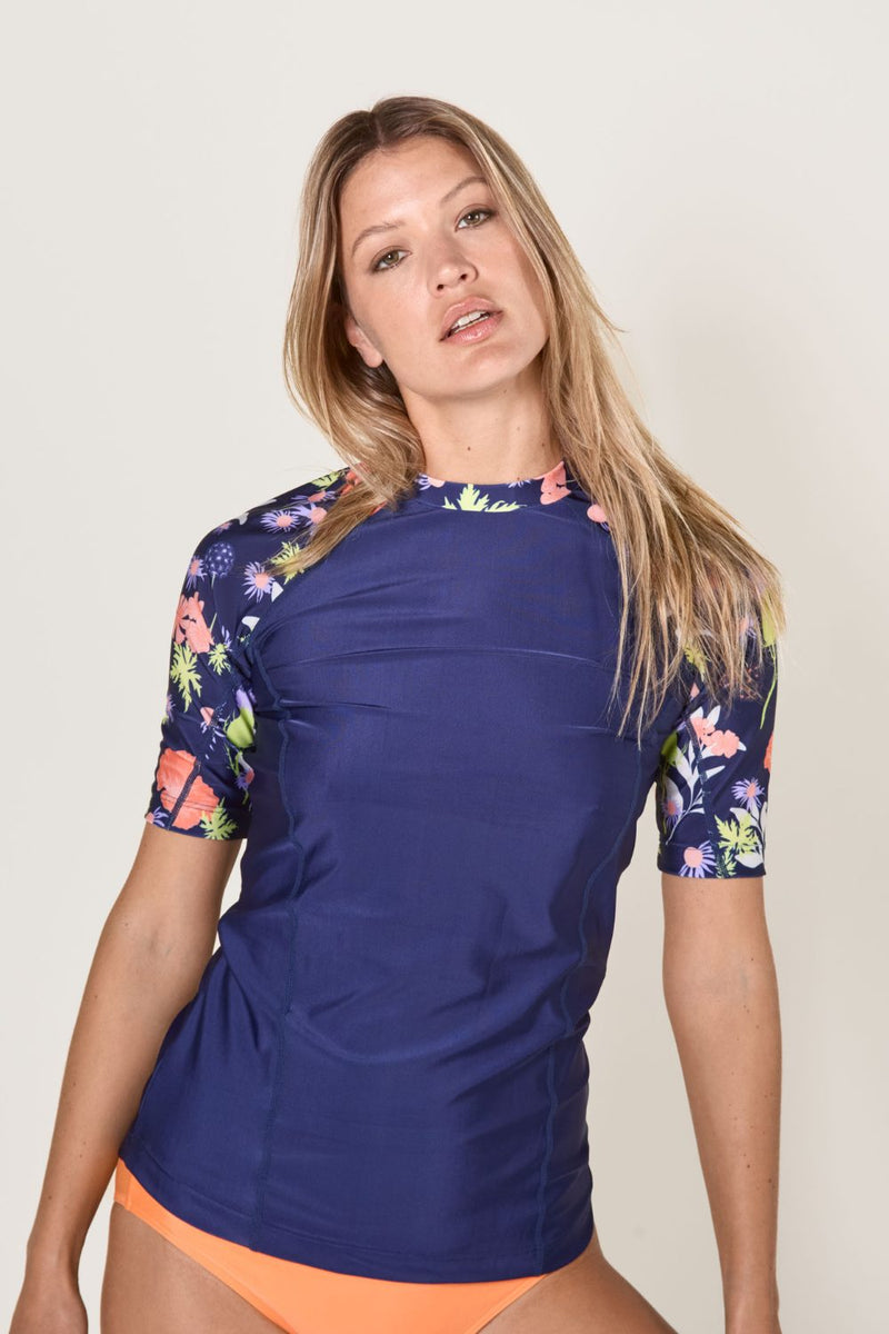 Women's short-sleeved UV swim shirt - Ocean Meadow - Nuvées – KER SUN